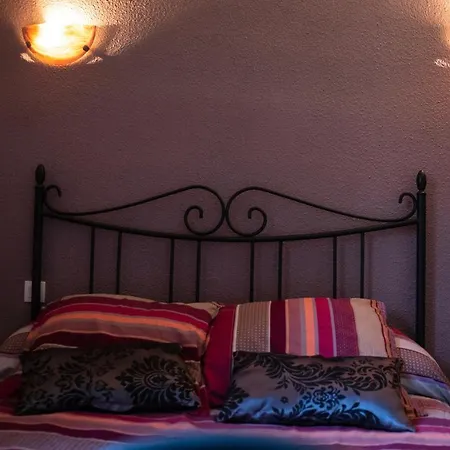Le Triple Hop Hotel Corneilla-la-Riviere